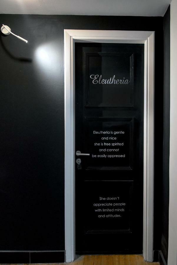 Home Plus Eleutheria Budget Room เอเธนส์ ภายนอก รูปภาพ